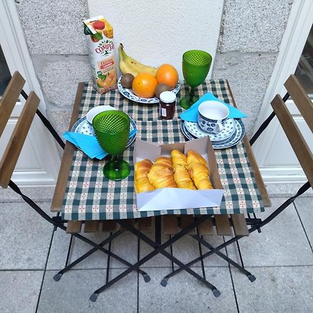 Santa Catarina Patio Apartment - With Washer Machine Porto Exterior photo