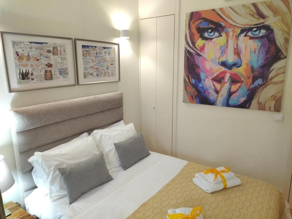 Santa Catarina Patio Apartment - With Washer Machine Porto Exterior photo
