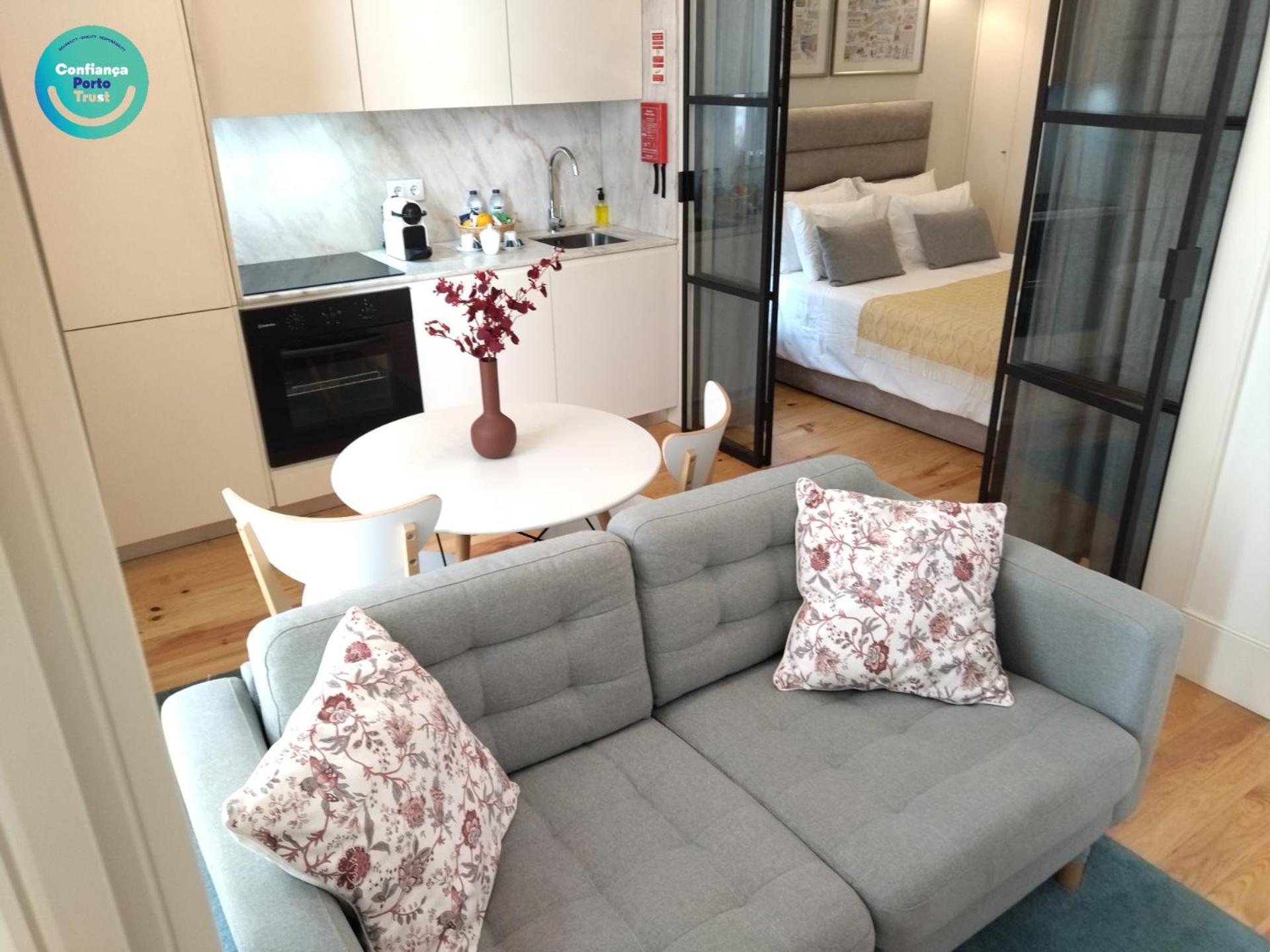Santa Catarina Patio Apartment - With Washer Machine Porto Exterior photo